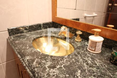 Apartamento à venda com 155m², 3 quartos e 2 vagas Apartamento à venda com 155m², 3 quartos e 2 vagasBanheiro