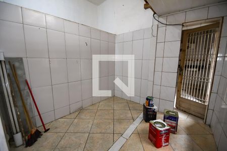 Loja - Fundos de casa para alugar com 1 quarto, 60m² em Encantado, Rio de Janeiro