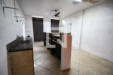 Loja - Térreo de casa para alugar com 1 quarto, 60m² em Encantado, Rio de Janeiro