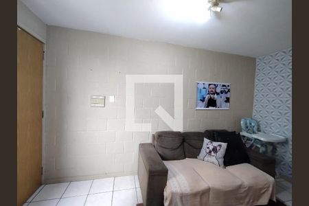 Sala de apartamento à venda com 2 quartos, 84m² em Rubem Berta, Porto Alegre