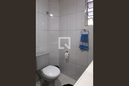 Banheiro de apartamento à venda com 1 quarto, 59m² em Centro, Guarulhos