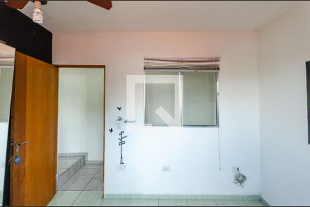 Quarto 1 de casa para alugar com 2 quartos, 80m² em Vila Primavera, São Paulo