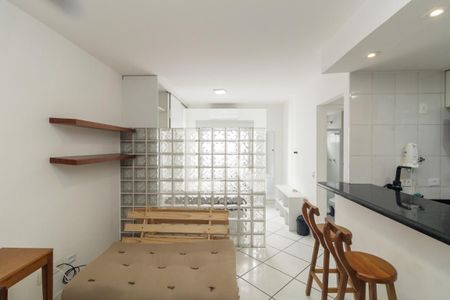 Sala de kitnet/studio para alugar com 1 quarto, 28m² em Santa Cecília, São Paulo