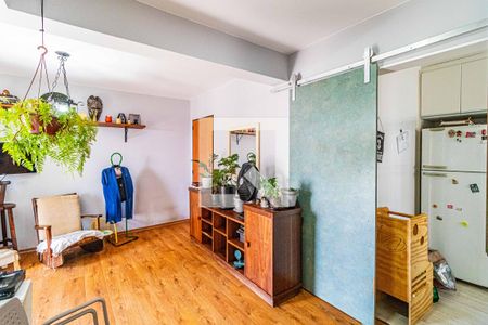 Sala de apartamento para alugar com 3 quartos, 64m² em Vila Gomes, São Paulo