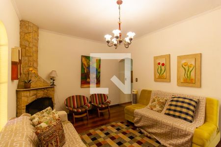 Sala de casa à venda com 3 quartos, 190m² em Vila Paulo Silas, São Paulo