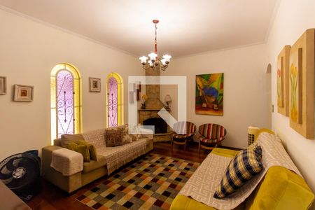Sala de casa à venda com 3 quartos, 190m² em Vila Paulo Silas, São Paulo