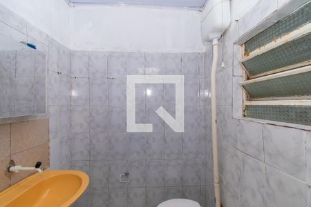 Banheiro de casa para alugar com 1 quarto, 60m² em Vila Prudente, São Paulo