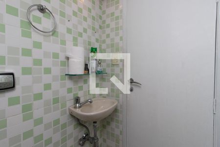 Lavabo de casa de condomínio para alugar com 2 quartos, 86m² em Vila Isolina Mazzei, São Paulo