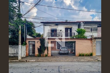 Fachada de casa para alugar com 5 quartos, 400m² em Vila Cordeiro, São Paulo