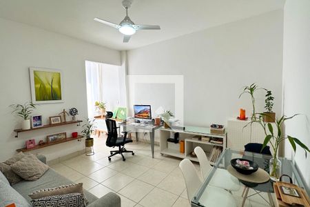 Apartamento à venda com 55m², 1 quarto e 1 vagaSala