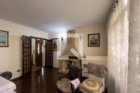 Sala de casa à venda com 3 quartos, 200m² em Vila Monumento, São Paulo