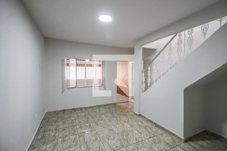 Sala de casa de condomínio para alugar com 3 quartos, 110m² em Banco de Areia, Mesquita