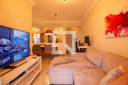 Sala  de apartamento à venda com 2 quartos, 52m² em Vila Firmiano Pinto, São Paulo