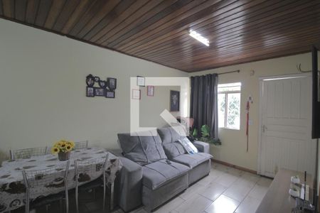 Sala de casa de condomínio à venda com 2 quartos, 42m² em Igara, Canoas
