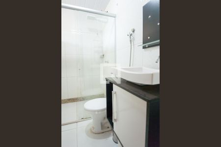 Casa de condomínio para alugar com 190m², 4 quartos e 5 vagas Casa de condomínio para alugar com 190m², 4 quartos e 5 vagasBanheiro Social 2