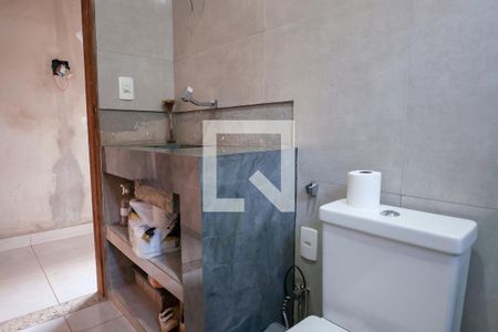 Casa de condomínio para alugar com 190m², 4 quartos e 5 vagas Casa de condomínio para alugar com 190m², 4 quartos e 5 vagasBanheiro Social