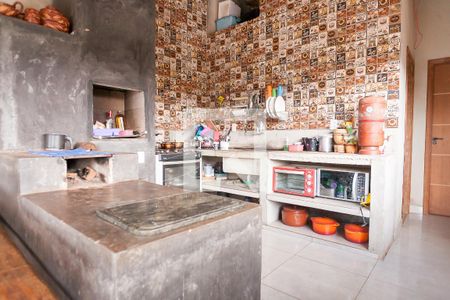 Casa de condomínio para alugar com 190m², 4 quartos e 5 vagas Casa de condomínio para alugar com 190m², 4 quartos e 5 vagasChurrasqueira / cozinha