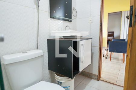 Casa de condomínio para alugar com 190m², 4 quartos e 5 vagas Casa de condomínio para alugar com 190m², 4 quartos e 5 vagasBanheiro Social 2