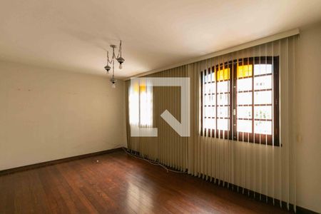 Sala de Estar de casa à venda com 4 quartos, 399m² em Ouro Preto, Belo Horizonte