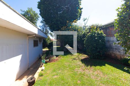 Casa à venda com 346m², 4 quartos e 3 vagas Casa à venda com 346m², 4 quartos e 3 vagasQuintal