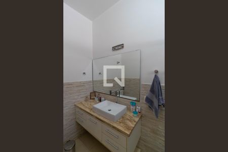 Casa à venda com 346m², 4 quartos e 3 vagas Casa à venda com 346m², 4 quartos e 3 vagasBanheiro da Suíte