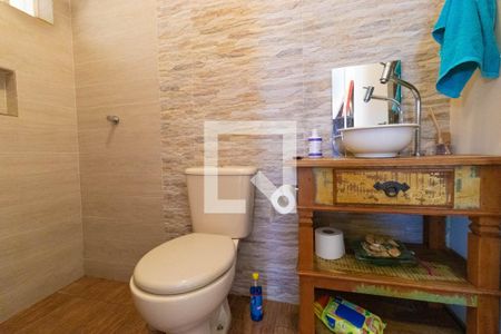 Casa à venda com 346m², 4 quartos e 3 vagas Casa à venda com 346m², 4 quartos e 3 vagasBanheiro 01