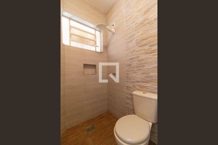 Casa à venda com 346m², 4 quartos e 3 vagas Casa à venda com 346m², 4 quartos e 3 vagasBanheiro 01