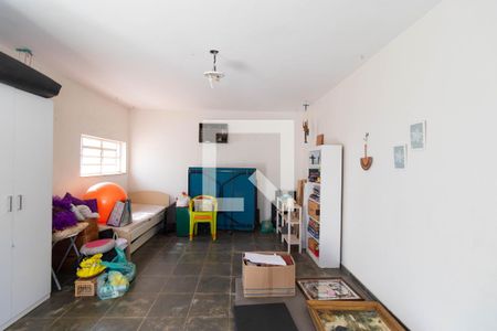 Casa à venda com 346m², 4 quartos e 3 vagas Casa à venda com 346m², 4 quartos e 3 vagasSala Multiuso