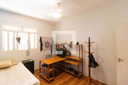 Casa à venda com 346m², 4 quartos e 3 vagas Casa à venda com 346m², 4 quartos e 3 vagasQuarto 02