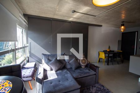 Sala de apartamento à venda com 1 quarto, 75m² em C Moncoes, São Paulo