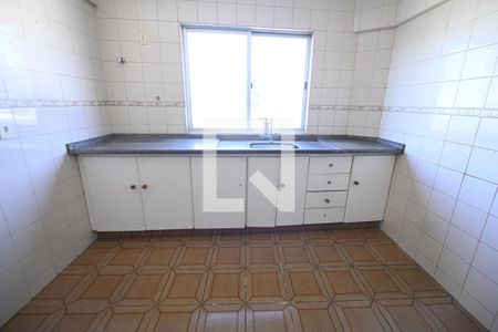 Cozinha de apartamento para alugar com 3 quartos, 130m² em Serrinha, Goiânia