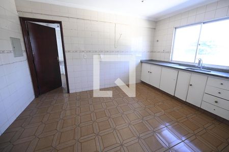 Cozinha de apartamento para alugar com 3 quartos, 130m² em Serrinha, Goiânia