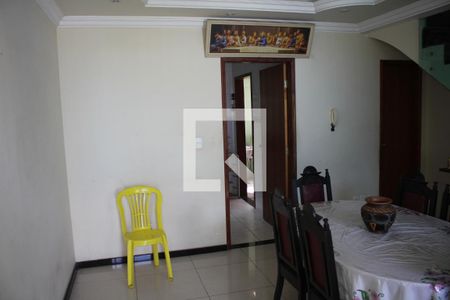 Sala de casa à venda com 2 quartos, 80m² em Eldorado, Contagem