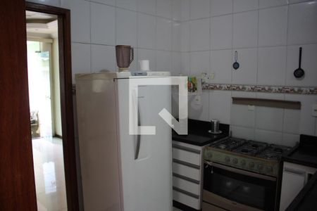 Cozinha de casa à venda com 2 quartos, 80m² em Eldorado, Contagem