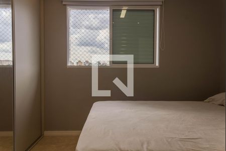 Casa à venda com 180m², 3 quartos e 2 vagas Casa à venda com 180m², 3 quartos e 2 vagasSuíte