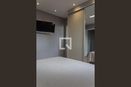 Casa à venda com 180m², 3 quartos e 2 vagas Casa à venda com 180m², 3 quartos e 2 vagasSuíte