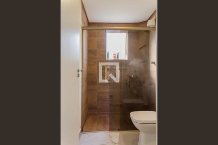 Casa à venda com 180m², 3 quartos e 2 vagas Casa à venda com 180m², 3 quartos e 2 vagasBanheiro Social 2