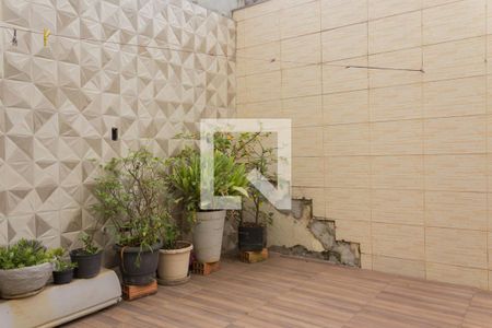 Casa à venda com 180m², 3 quartos e 2 vagas Casa à venda com 180m², 3 quartos e 2 vagasQuintal