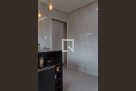 Casa à venda com 180m², 3 quartos e 2 vagas Casa à venda com 180m², 3 quartos e 2 vagasCozinha