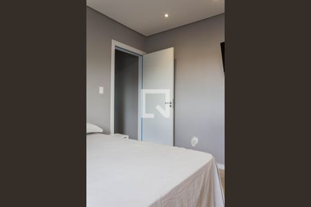 Casa à venda com 180m², 3 quartos e 2 vagas Casa à venda com 180m², 3 quartos e 2 vagasSuíte