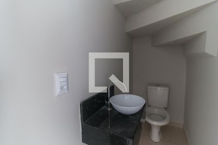 Lavabo de casa de condomínio para alugar com 2 quartos, 67m² em Vila Suissa, Mogi das Cruzes