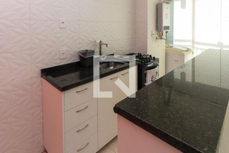 Cozinha de apartamento para alugar com 2 quartos, 45m² em Vila Prudente, São Paulo