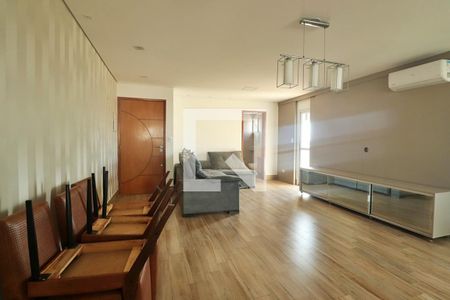 Apartamento para alugar com 190m², 3 quartos e 3 vagasSala