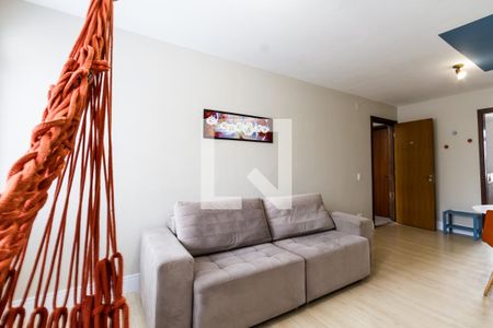 Sala - sofá de apartamento para alugar com 3 quartos, 100m² em Alto da Glória, Curitiba