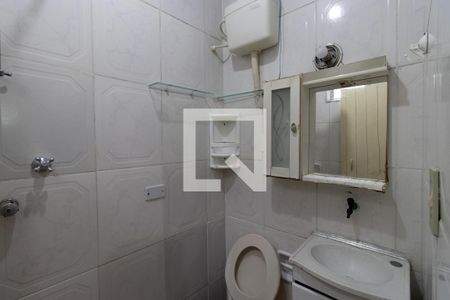 Banheiro de casa para alugar com 1 quarto, 25m² em Vila Medeiros, São Paulo