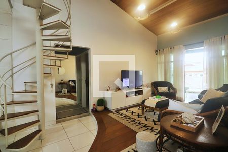 Sala de casa à venda com 2 quartos, 275m² em Santa Terezinha, Santo André