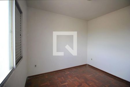 Quarto 1 de apartamento para alugar com 3 quartos, 127m² em Renascença, Belo Horizonte