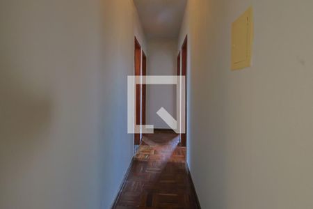 Corredor de apartamento para alugar com 3 quartos, 127m² em Renascença, Belo Horizonte