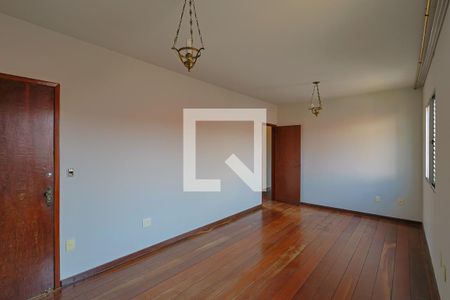 Sala de apartamento para alugar com 3 quartos, 127m² em Renascença, Belo Horizonte