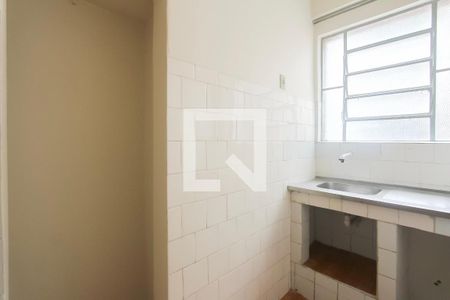 Cozinha de kitnet/studio para alugar com 1 quarto, 58m² em Passo da Areia, Porto Alegre